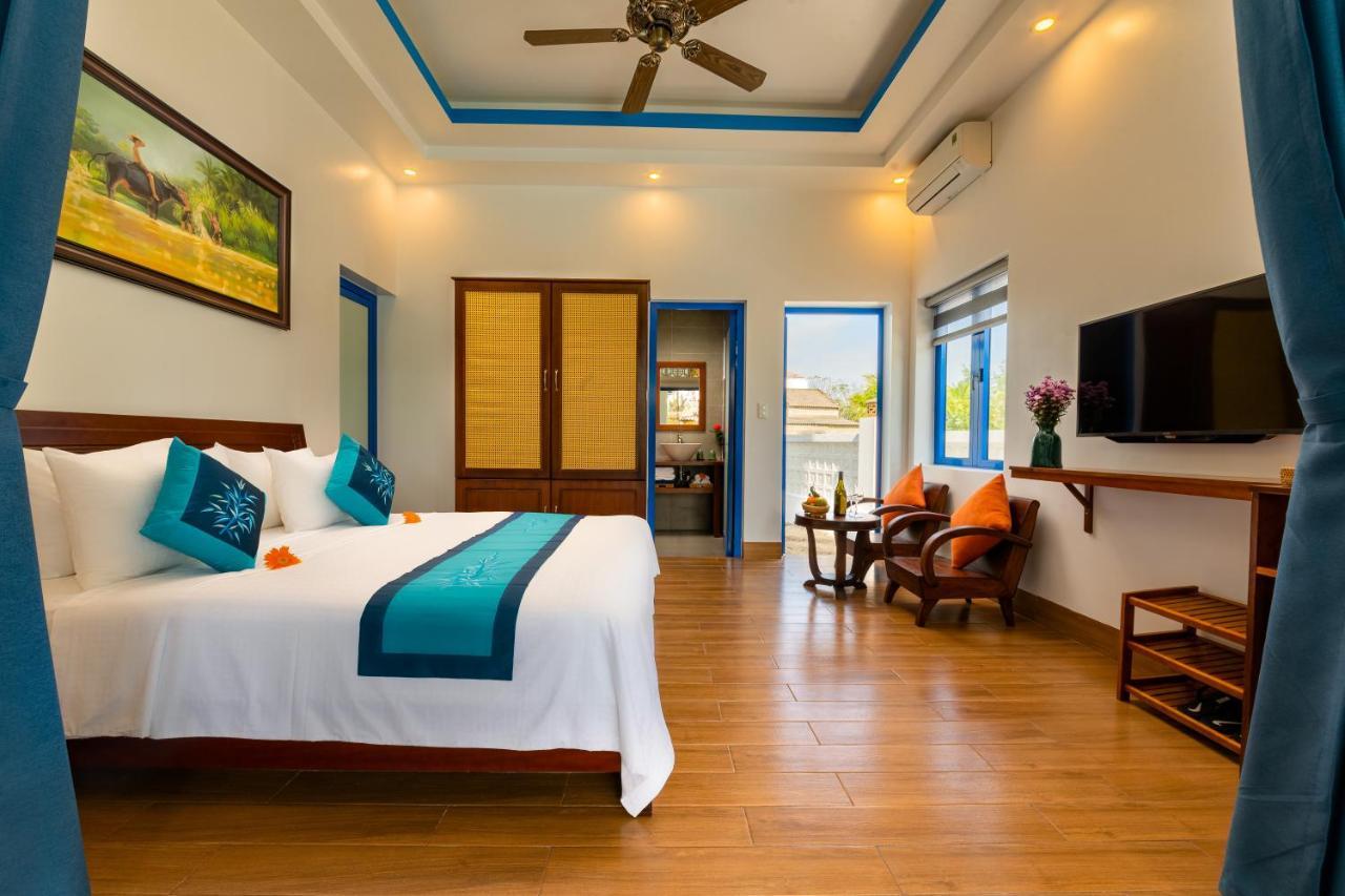 Local Beach Front Villas Tan Thanh Exterior photo